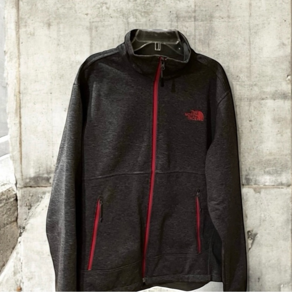 The North Face Men’s Apex Canyonwall Eco Jacket View 3